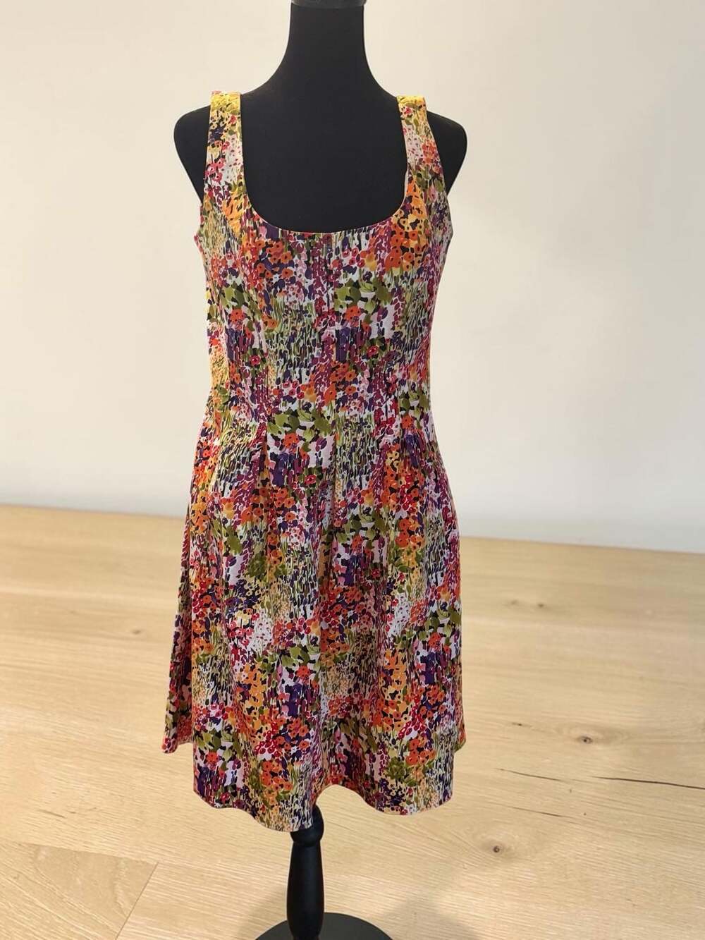Nine West Women's Sleeveless Floral Print Pleated Fit and Flare Dress Size 8